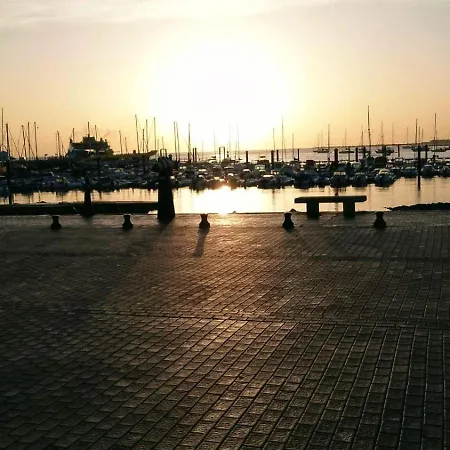 بوتيل Corralejo Boat Experience