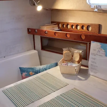 Corralejo Boat Experience * لا أوليفا